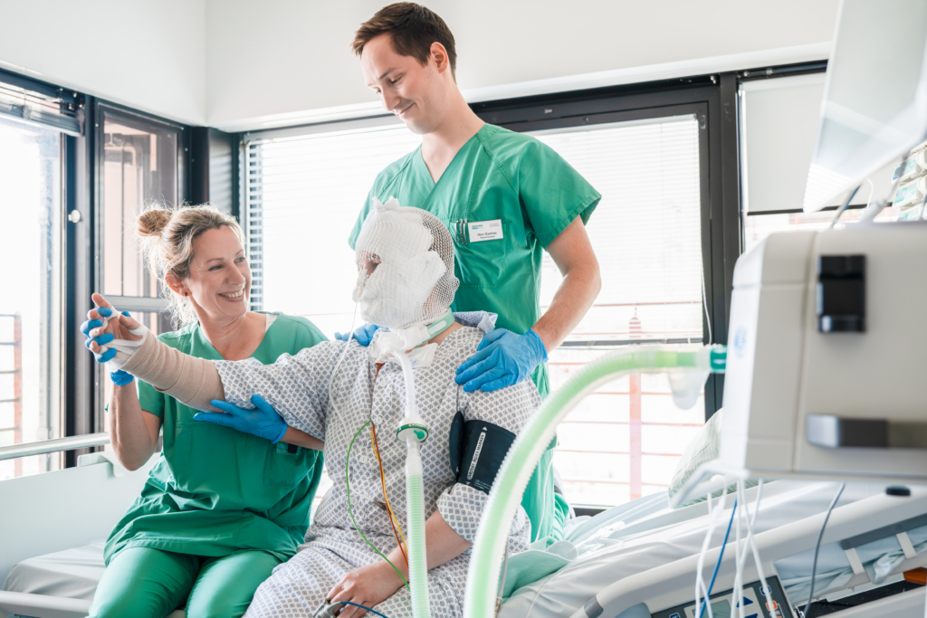 Recrutitng Physio OIM4-9